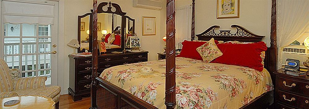 Sabal Palm House Bed And Breakfast Лейк-Уорт Экстерьер фото