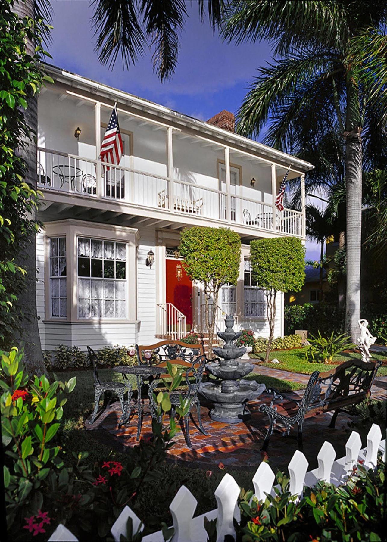 Sabal Palm House Bed And Breakfast Лейк-Уорт Экстерьер фото
